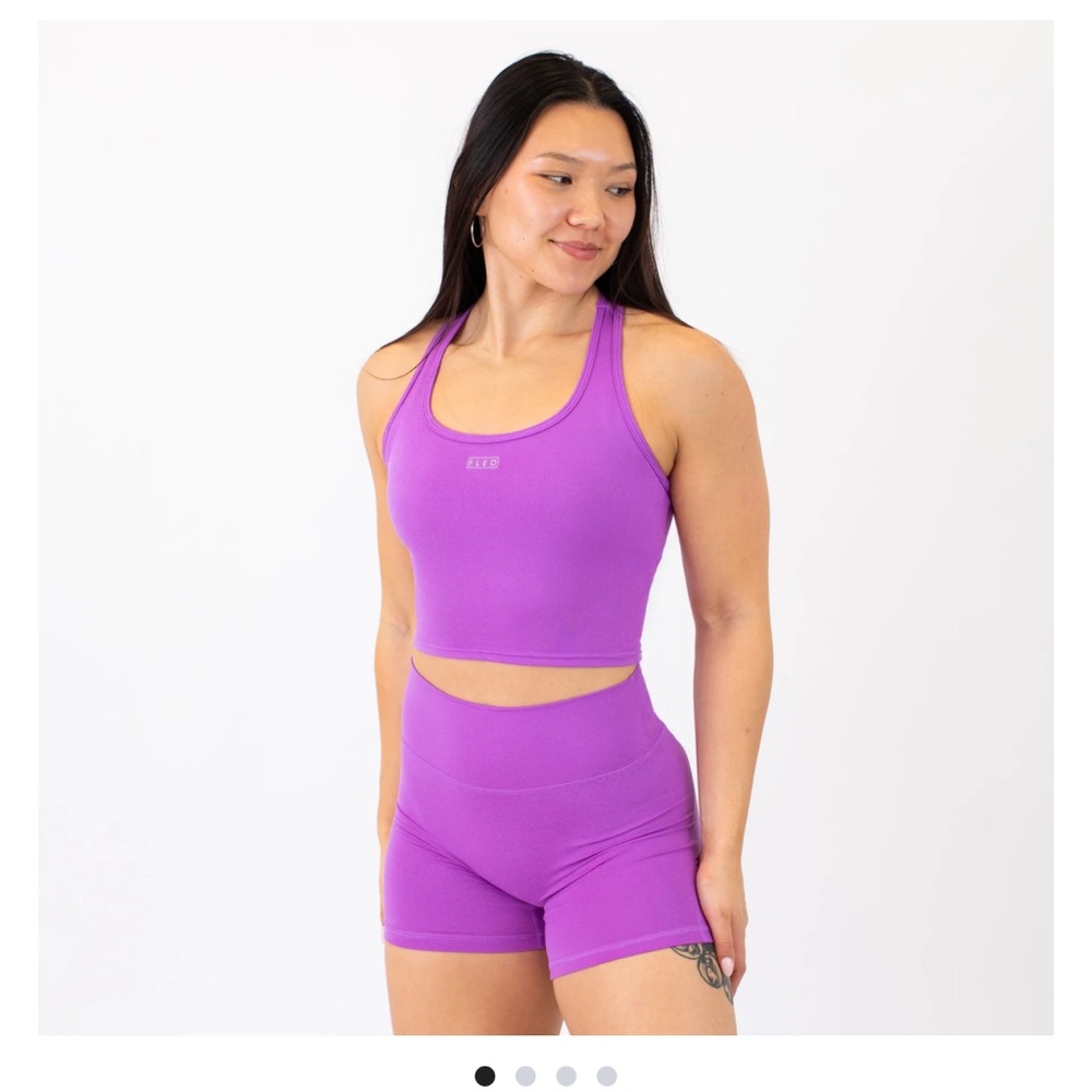 Fleo Heather Neon Purple 3 piece set: sports bra, shorts, racerback top, size M - Picture 3 of 5